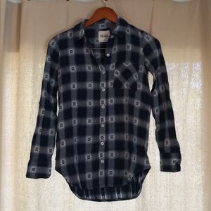 Long sleeve plaid shirt